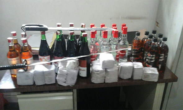 Démantèlement d’un réseau de trafic de drogue et d’alcool de contrebande