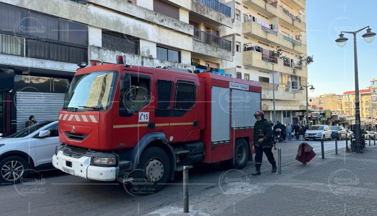 Un magasin en feu dans une galerie à Tanger