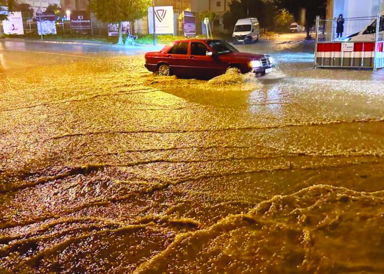 Quelques minutes de pluie mettent à nu Tanger la métropole devant les médias